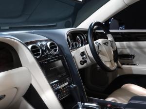 Bentley Flying Spur W12 Mulliner - Image 14