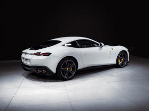 Ferrari Roma Roma - Image 9