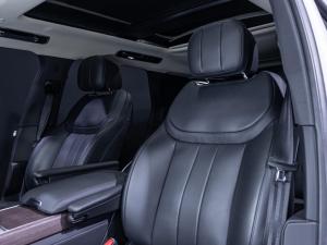 Land Rover Range Rover D350 HSE - Image 13