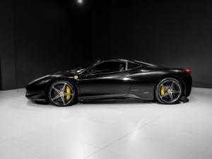 Ferrari 458 Italia - Image 3