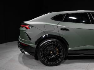 Lamborghini Urus Urus - Image 30