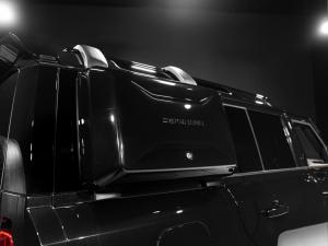 Land Rover Defender 110 D350 X-Dynamic HSE - Image 21