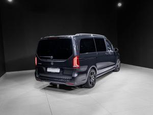 Mercedes-Benz V-Class V300d Avantgarde - Image 27