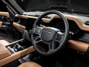 Land Rover Defender 110 P425 X-Dynamic HSE - Image 10