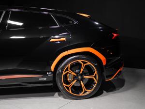 Lamborghini Urus S - Image 21