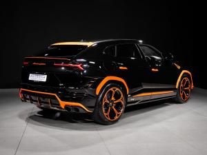 Lamborghini Urus S - Image 22