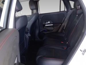 Mercedes-Benz GLA GLA200d Progressive - Image 15