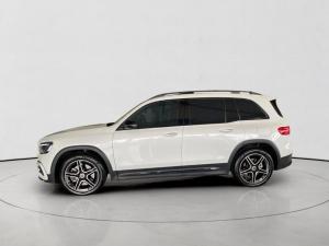 Mercedes-Benz GLB GLB220d 4Matic Progressive - Image 4