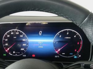 Mercedes-Benz GLC GLC300d 4Matic Avantgarde - Image 11