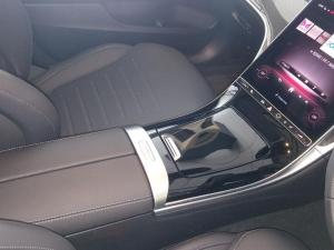 Mercedes-Benz C-Class C220d Avantgarde - Image 13