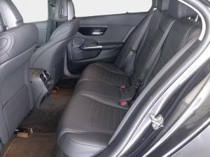 Mercedes-Benz C-Class C220d Avantgarde - Image 15