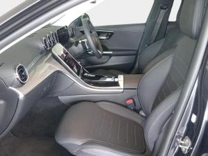 Mercedes-Benz C-Class C220d Avantgarde - Image 17