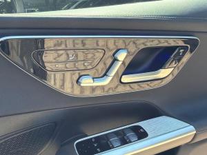 Mercedes-Benz GLC GLC220d coupe 4Matic Avantgarde - Image 21