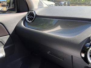 Mercedes-Benz GLA GLA200d Progressive - Image 23