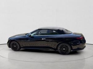 Mercedes-Benz CLE CLE200 cabriolet AMG Line - Image 4