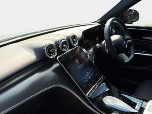 Mercedes-Benz C-Class C200 Avantgarde - Image 11