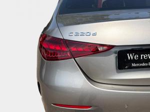 Mercedes-Benz C-Class C220d Avantgarde - Image 20