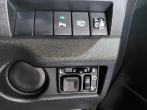 Suzuki Jimny 1.5 GLX AllGrip 5-door auto - Image 22