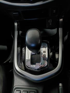 Image Nissan Navara 2.5DDTi double cab LE Plus