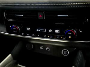 Nissan X-Trail 2.5 Acenta - Image 23