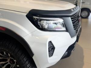 Nissan Navara 2.5DDTi double cab Pro-4X 4x4 - Image 2