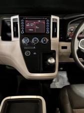 Toyota Quantum 2.8 LWB bus 11-seater GL - Image 12