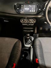 Kia Pegas 1.4 LX manual - Image 10