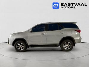 Toyota Fortuner 2.4GD-6 auto - Image 4