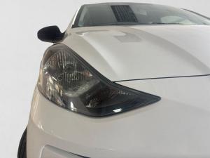 Hyundai Grand i10 1.0 Premium hatch - Image 10