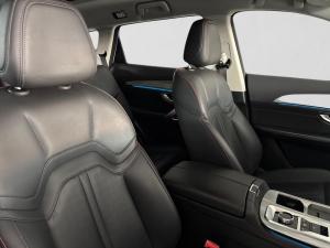 Jetour X70 Plus 1.5T Deluxe - Image 16