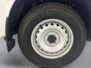 Nissan Navara 2.5DDTi single cab XE - Image 10