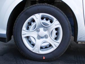 Kia Picanto 1.0 LS manual - Image 12