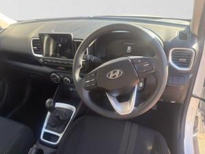 Hyundai Venue 1.2 Premium - Image 20
