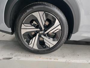 Geely E5 Apex - Image 7