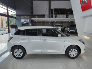Suzuki Swift 1.2 GL - Image 10