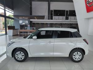 Suzuki Swift 1.2 GL - Image 9