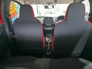 Renault Kwid 1.0 Techno auto - Image 12