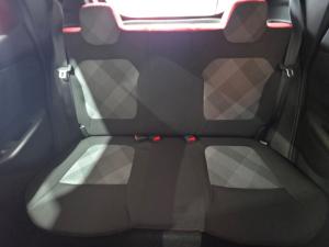 Renault Kwid 1.0 Techno auto - Image 14