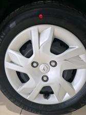 Renault Kwid 1.0 Techno auto - Image 18