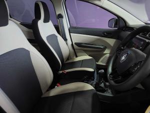 Renault Triber 1.0 Zen auto - Image 12