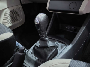 Renault Triber 1.0 Zen auto - Image 16