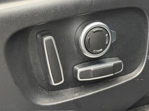 Land Rover Range Rover Evoque D200 R-Dynamic HSE - Image 12