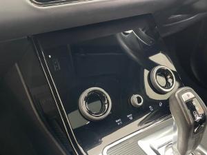 Land Rover Range Rover Evoque D200 R-Dynamic HSE - Image 29