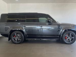 Land Rover Defender 130 D300 X - Image 12