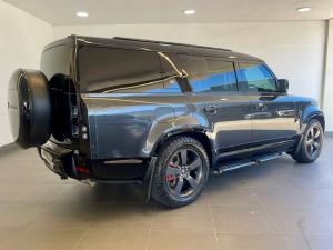 Land Rover Defender 130 D300 X - Image 18