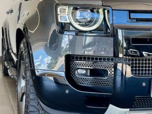 Land Rover Defender 130 D300 X - Image 5