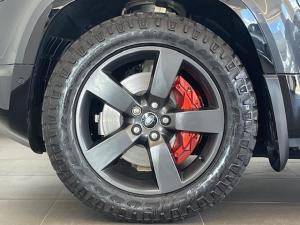 Land Rover Defender 130 D300 X - Image 7