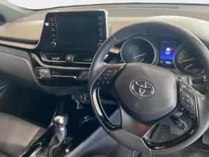 Toyota C-HR 1.2T Luxury - Image 10