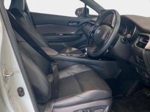 Toyota C-HR 1.2T Luxury - Image 12