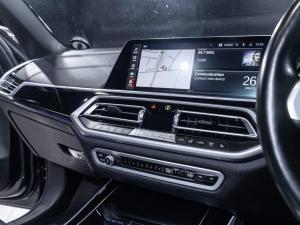 BMW X5 M50i - Image 20